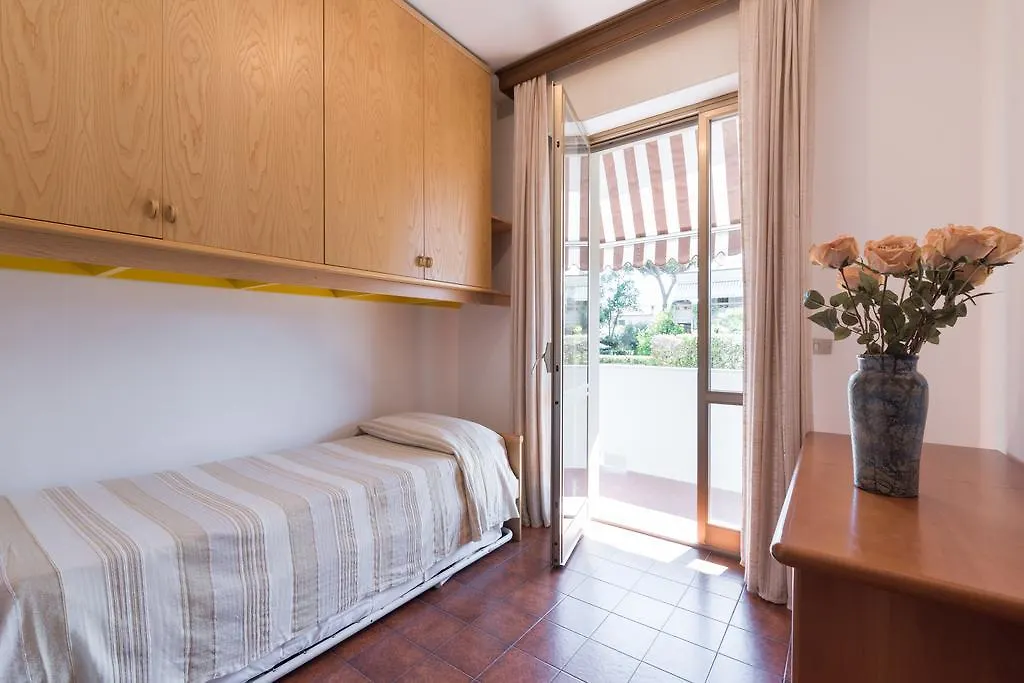 Comfort Beach House Apartment Marina di Massa