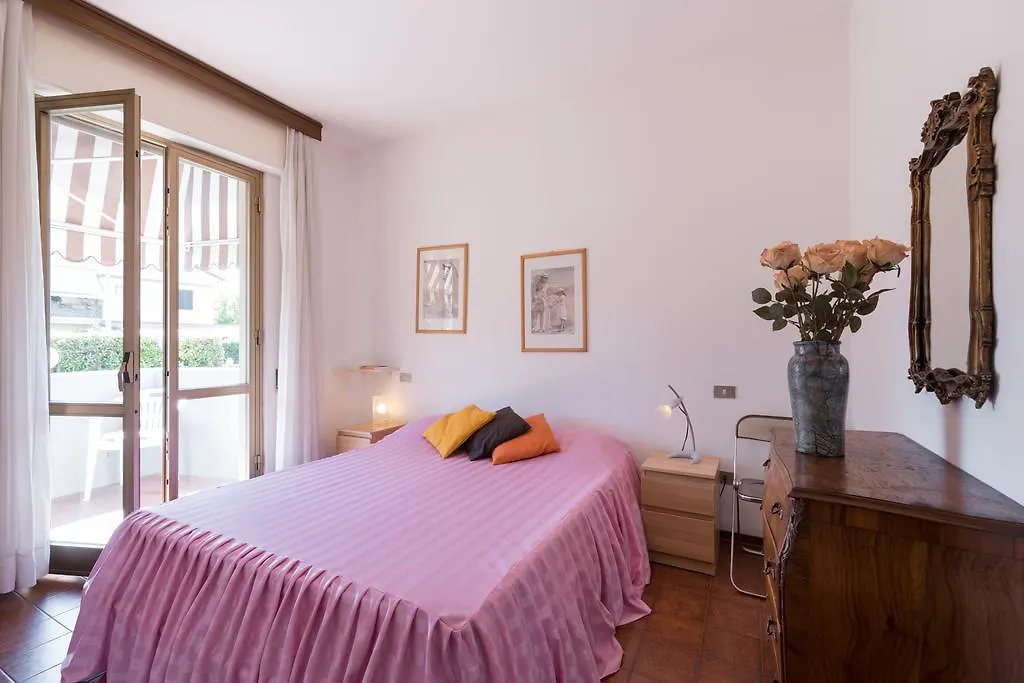 Comfort Beach House Apartment Marina di Massa